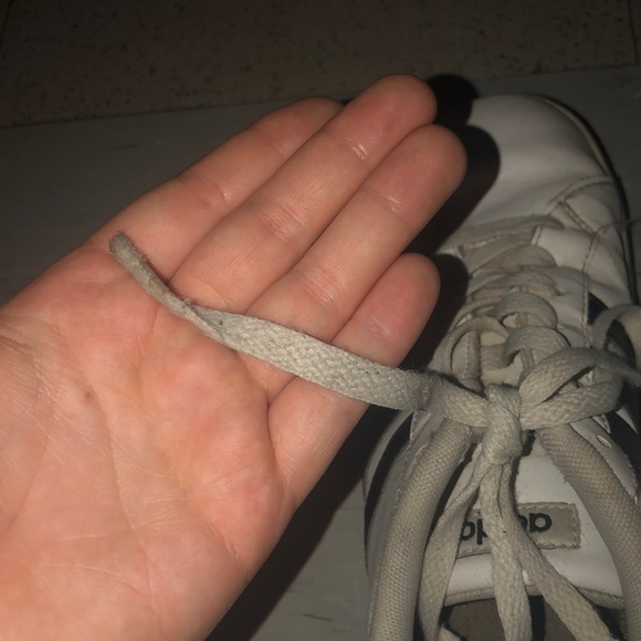 Size 7 Adidas Sneakers - Picture 4 of 4